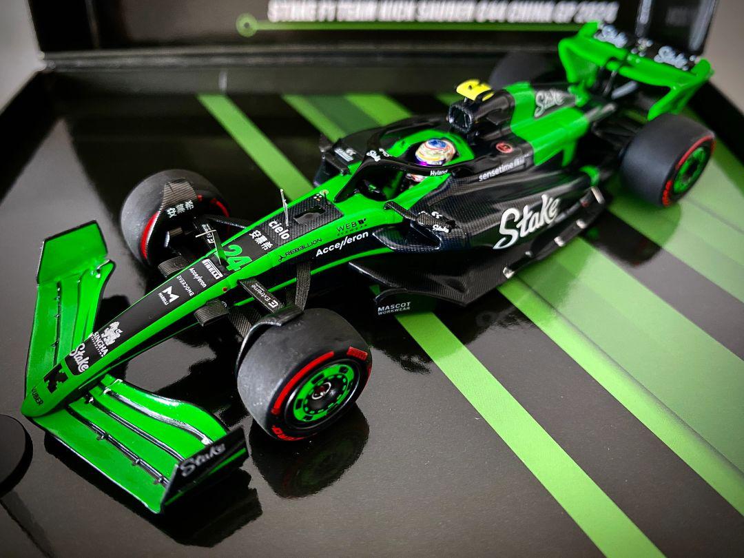 开云体育官网-阿斯顿马丁险胜雷诺车队,周冠宇惊艳四座的简单介绍