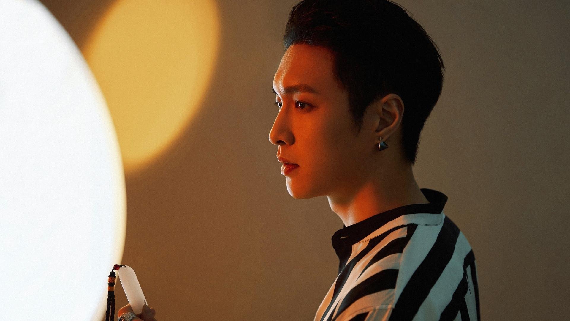 开云体育中国-唯一性的德甲争冠战之夜,小贾伦扛起一座城