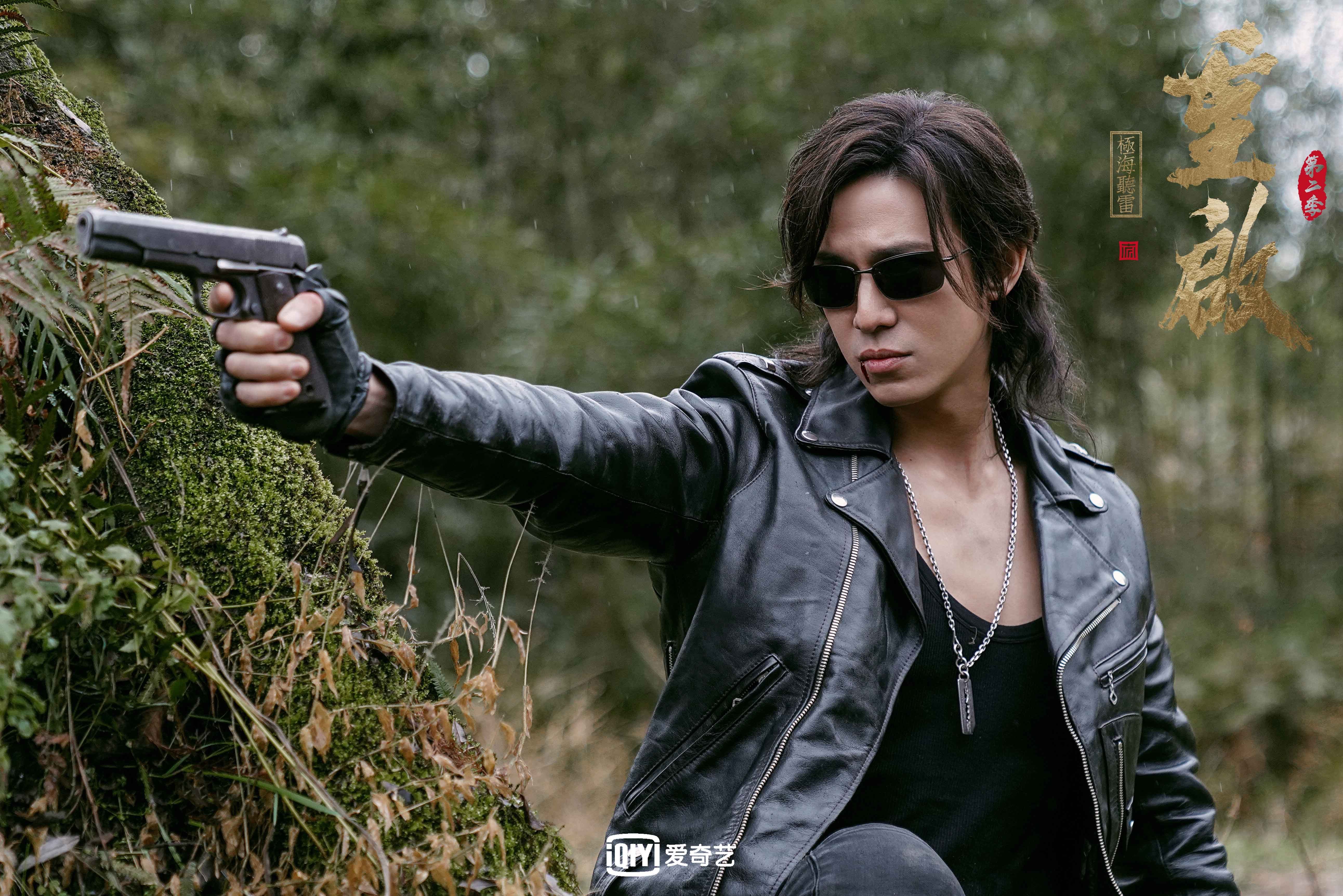 北方极光吞噬地中海艳阳，一场关于足球本质的哲学对话