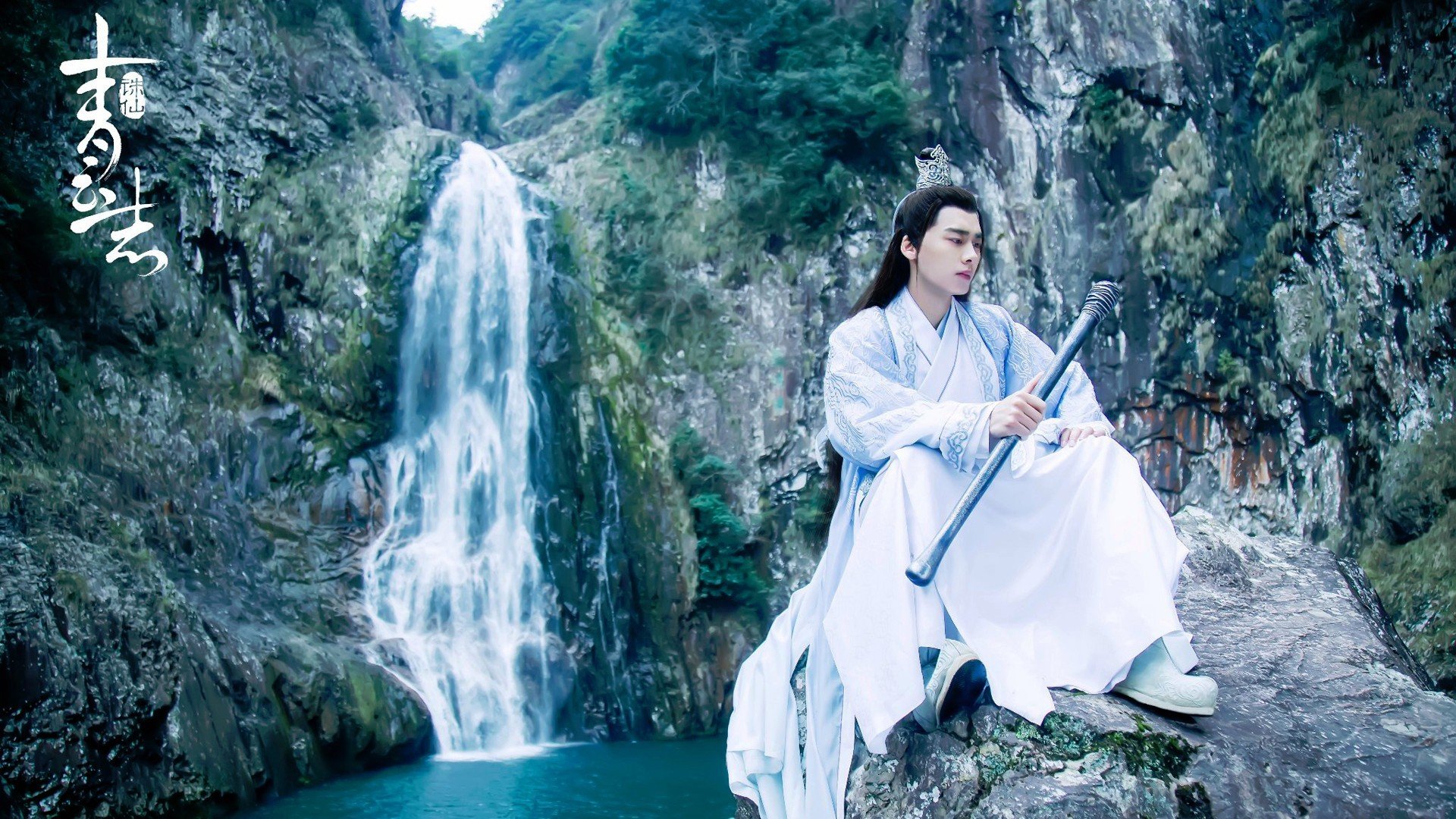 非典型英雄，从夏洛特到伊斯坦布尔，一个名字的双重神迹