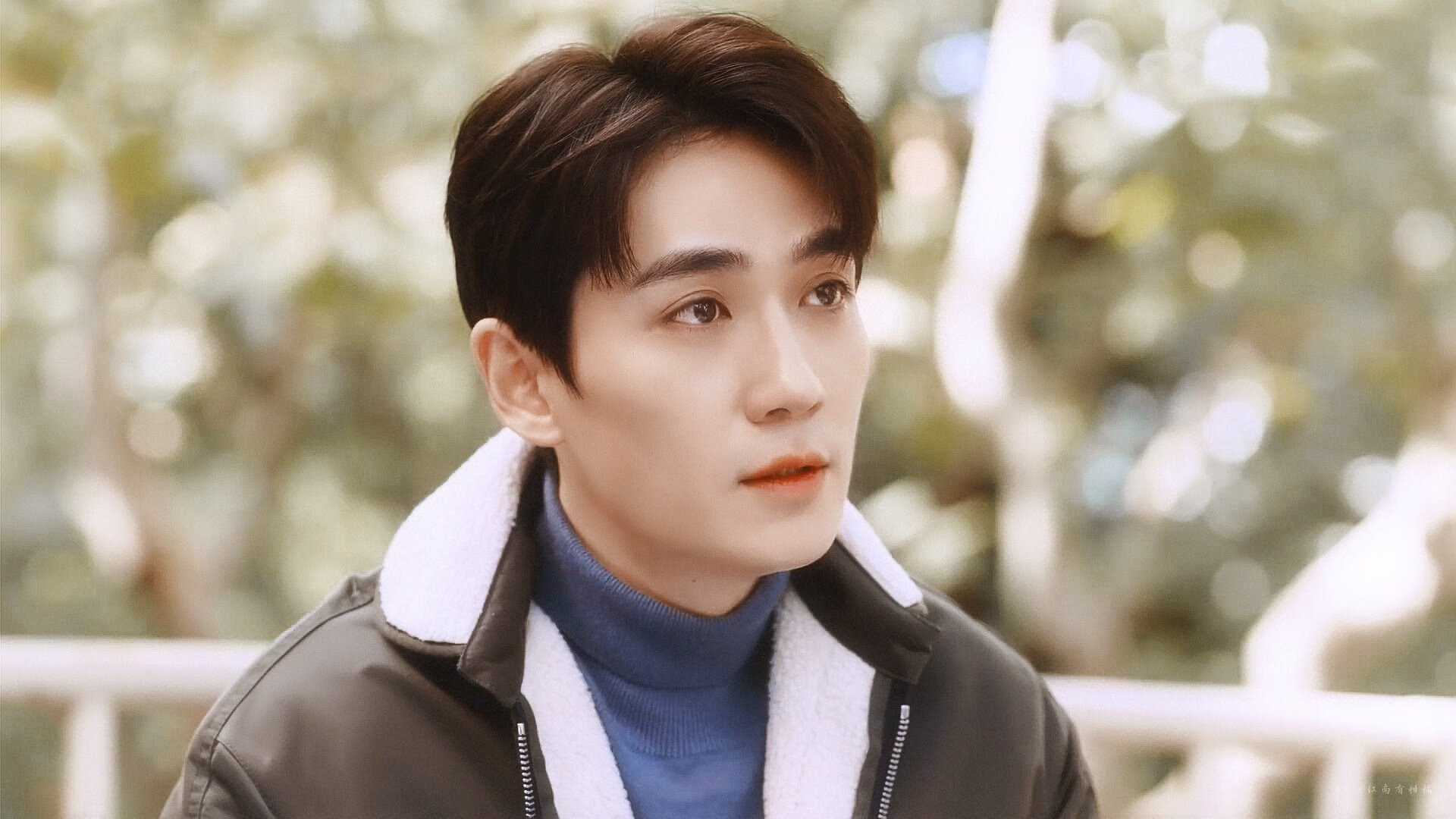 当活塞轰鸣成为背景音，德罗赞在F1街道赛之夜的油门与绝杀